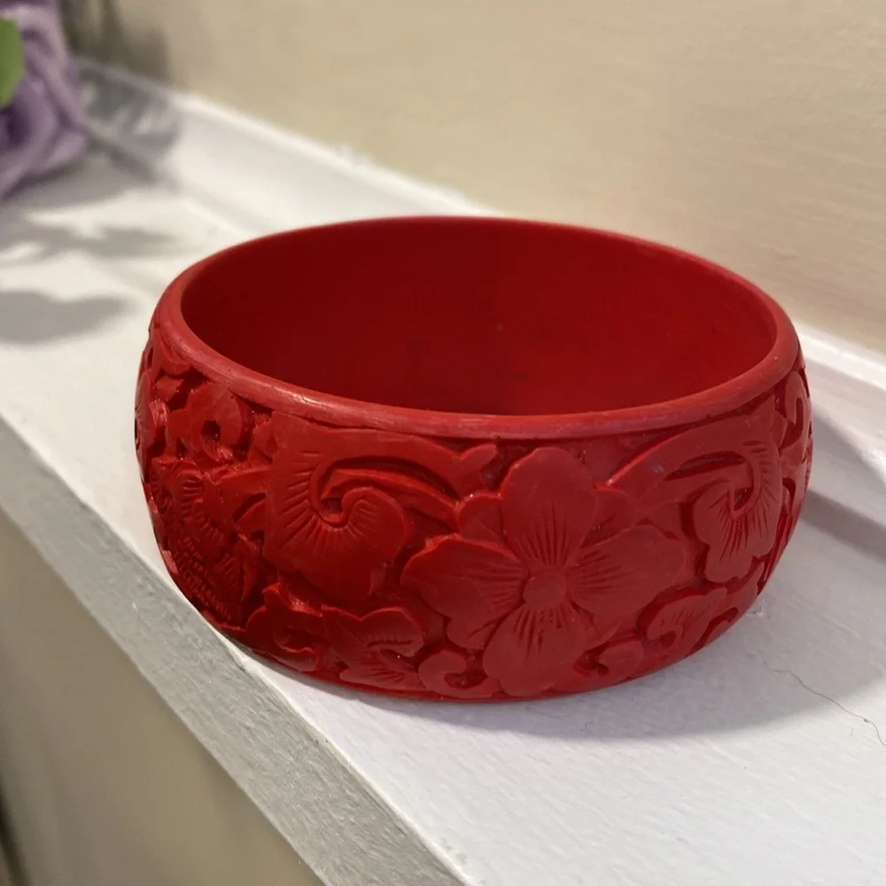 Red Floral Carved Bangle